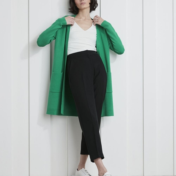 BNWT Navy flowy RW&Co Joggers - Picture 4 of 4